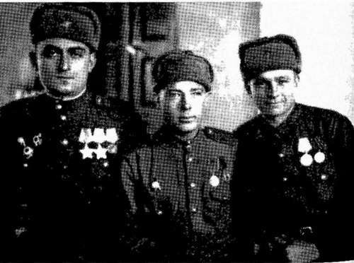 Иллюстрация к книге — "Я ходил за линию фронта". Откровения войсковых разведчиков [i_026.jpg]