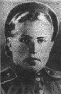 Иллюстрация к книге — "А зори здесь громкие". Женское лицо войны [i_010.jpg]