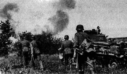 Иллюстрация к книге — Иной 1941. От границы до Ленинграда [i_005.jpg]