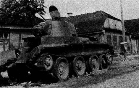 Иллюстрация к книге — Иной 1941. От границы до Ленинграда [i_008.jpg]