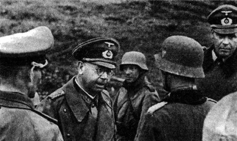 Иллюстрация к книге — Иной 1941. От границы до Ленинграда [i_057.jpg]