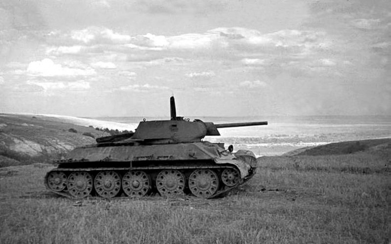 Иллюстрация к книге — Неизвестный Сталинград. Как перевирают историю [i_022.jpg]