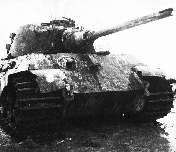 Иллюстрация к книге — Последние контрудары Гитлера. Разгром Панцерваффе [i_037.jpg]