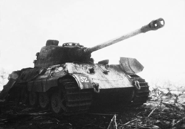 Иллюстрация к книге — Последние контрудары Гитлера. Разгром Панцерваффе [i_072.jpg]