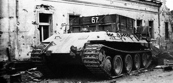 Иллюстрация к книге — Последние контрудары Гитлера. Разгром Панцерваффе [i_117.jpg]