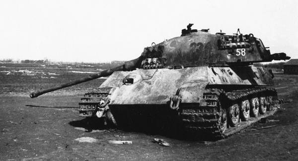 Иллюстрация к книге — Последние контрудары Гитлера. Разгром Панцерваффе [i_131.jpg]