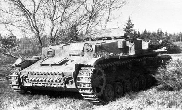 Иллюстрация к книге — Последние контрудары Гитлера. Разгром Панцерваффе [i_139.jpg]