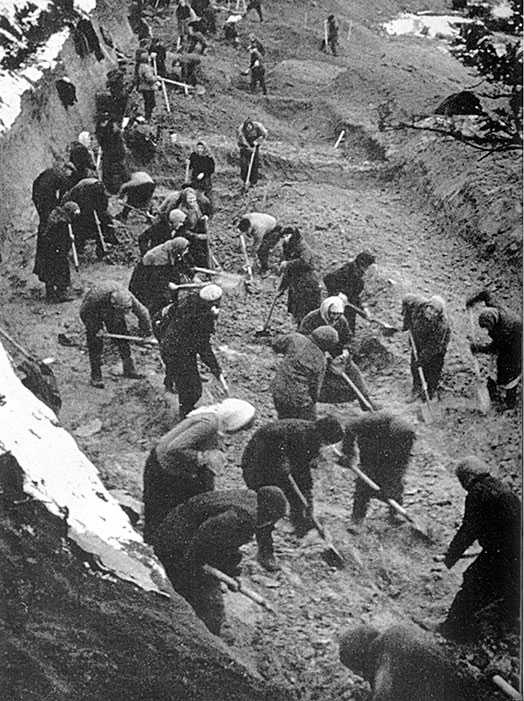 Иллюстрация к книге — Пять кругов ада. Красная Армия в «котлах» [i_038.jpg]