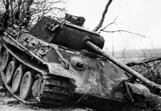 Иллюстрация к книге — Разгром 1945. Битва за Германию [i_030.jpg]