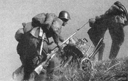 Иллюстрация к книге — Сталинград. За Волгой для нас земли нет [img_44.jpg]