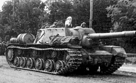 Иллюстрация к книге — Танкисты. "Мы погибали, сгорали..." [i_066.jpg]