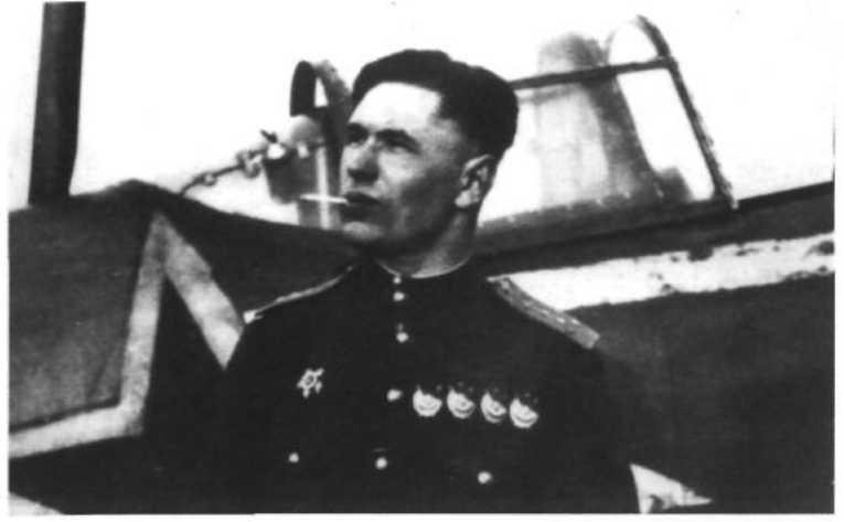 Иллюстрация к книге — Я дрался с асами люфтваффе. На смену павшим. 1943-1945 [image013.jpg]