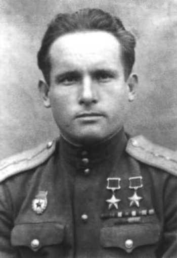 Иллюстрация к книге — Я дрался с асами люфтваффе. На смену павшим. 1943-1945 [image032.jpg]