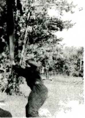 Иллюстрация к книге — Я дрался на По-2. "Ночные ведьмаки" [i_009.jpg]