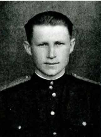 Иллюстрация к книге — Я дрался на По-2. "Ночные ведьмаки" [i_030.jpg]