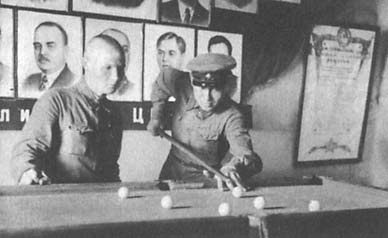 Иллюстрация к книге — Я дрался с Панцерваффе. "Двойной оклад - тройная смерть!" [_12.jpg]