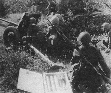 Иллюстрация к книге — Я дрался с Панцерваффе. "Двойной оклад - тройная смерть!" [_20.jpg]