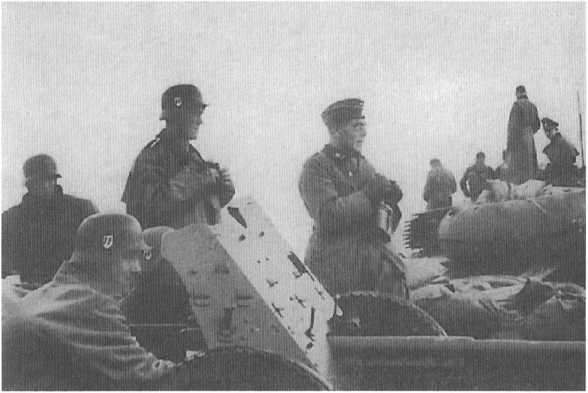 Иллюстрация к книге — Неизвестная война [i_003.jpg]