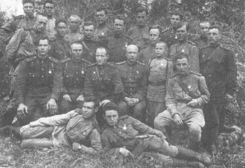 Иллюстрация к книге — СМЕРШ. Будни фронтового контрразведчика [i_005.jpg]