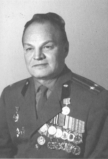 Иллюстрация к книге — СМЕРШ. Будни фронтового контрразведчика [i_014.jpg]