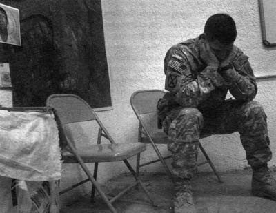 Иллюстрация к книге — Хорошие солдаты [i_010.jpg]