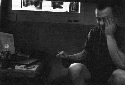 Иллюстрация к книге — Хорошие солдаты [i_017.jpg]