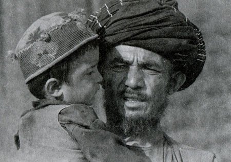 Иллюстрация к книге — Над Кабулом чужие звезды [i_012.jpg]