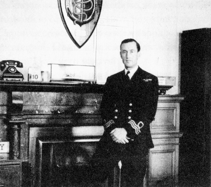 Иллюстрация к книге — Операция "Фарш" [i_007.jpg]