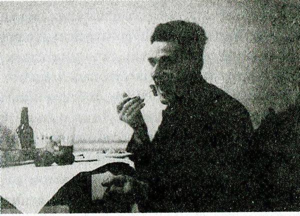 Иллюстрация к книге — Агент Зигзаг. Подлинная история Эдди Чапмена - предателя и героя [i_023.jpg]