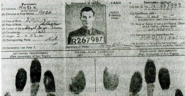 Иллюстрация к книге — Агент Зигзаг. Подлинная история Эдди Чапмена - предателя и героя [i_031.jpg]