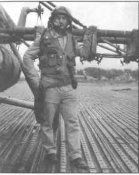 Иллюстрация к книге — Мы атакуем с небес [i_092.jpg]