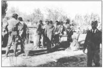 Иллюстрация к книге — Мы атакуем с небес [i_111.jpg]