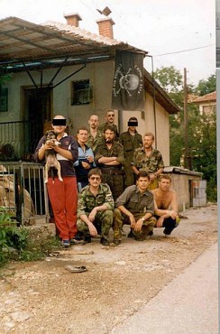 Иллюстрация к книге — Русские волки [i_019.jpg]