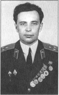 Иллюстрация к книге — ВДВ. С неба - в бой [i_012.jpg]