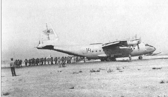 Иллюстрация к книге — ВДВ. С неба - в бой [i_029.jpg]