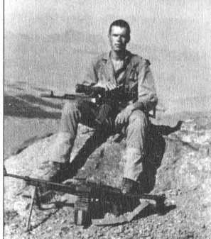 Иллюстрация к книге — ВДВ. С неба - в бой [i_045.jpg]