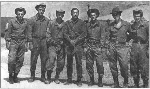 Иллюстрация к книге — ВДВ. С неба - в бой [i_046.jpg]