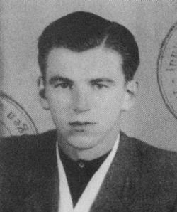 Иллюстрация к книге — Ныряющие в темноту [i_013.jpg]