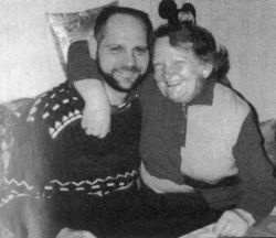 Иллюстрация к книге — Ныряющие в темноту [i_016.jpg]