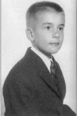 Иллюстрация к книге — Ныряющие в темноту [i_020.jpg]