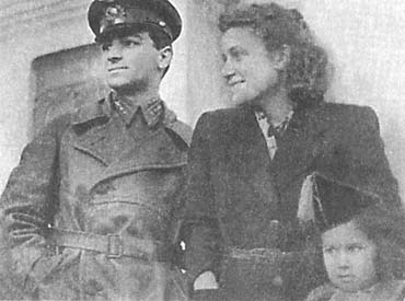 Иллюстрация к книге — Мы - дети войны. Воспоминания военного летчика-испытателя [i_011.jpg]