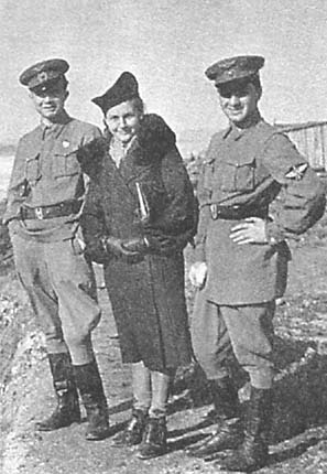 Иллюстрация к книге — Мы - дети войны. Воспоминания военного летчика-испытателя [i_012.jpg]