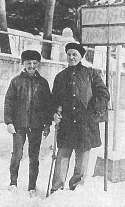 Иллюстрация к книге — Мы - дети войны. Воспоминания военного летчика-испытателя [i_057.jpg]