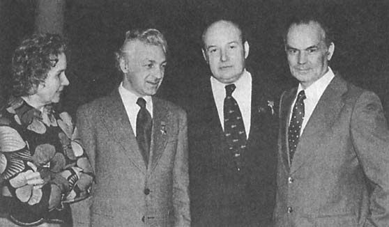 Иллюстрация к книге — Мы - дети войны. Воспоминания военного летчика-испытателя [i_063.jpg]