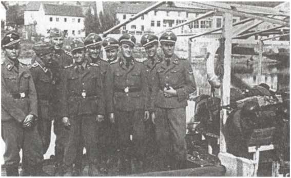 Иллюстрация к книге — Украинский легион [i_040.jpg]