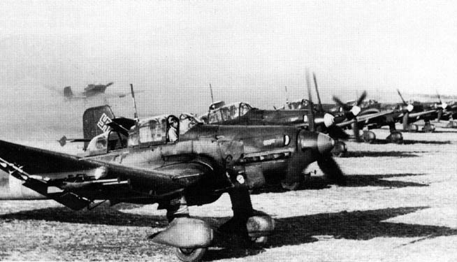 Иллюстрация к книге — Пилот `Штуки`. Мемуары аса люфтваффе [_06.jpg]