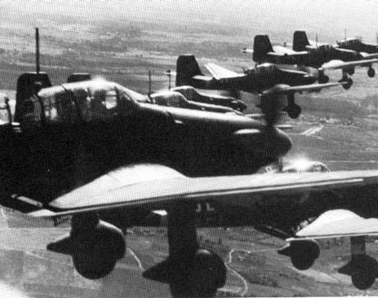 Иллюстрация к книге — Пилот `Штуки`. Мемуары аса люфтваффе [_10.jpg]