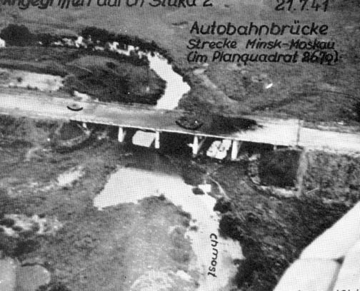 Иллюстрация к книге — Пилот `Штуки`. Мемуары аса люфтваффе [_23.jpg]