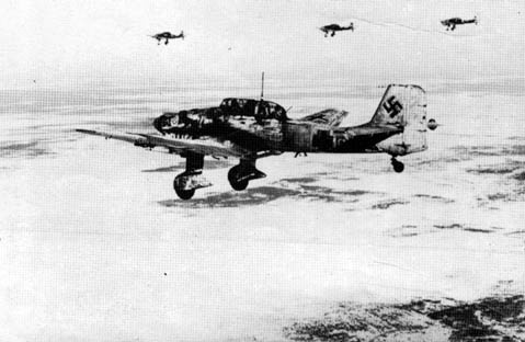 Иллюстрация к книге — Пилот `Штуки`. Мемуары аса люфтваффе [_56.jpg]