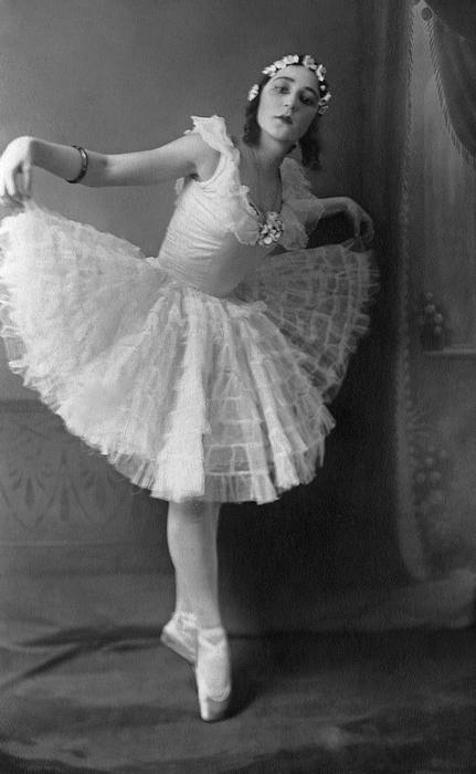 Иллюстрация к книге — Счастливая девочка растет [i_063.jpg]